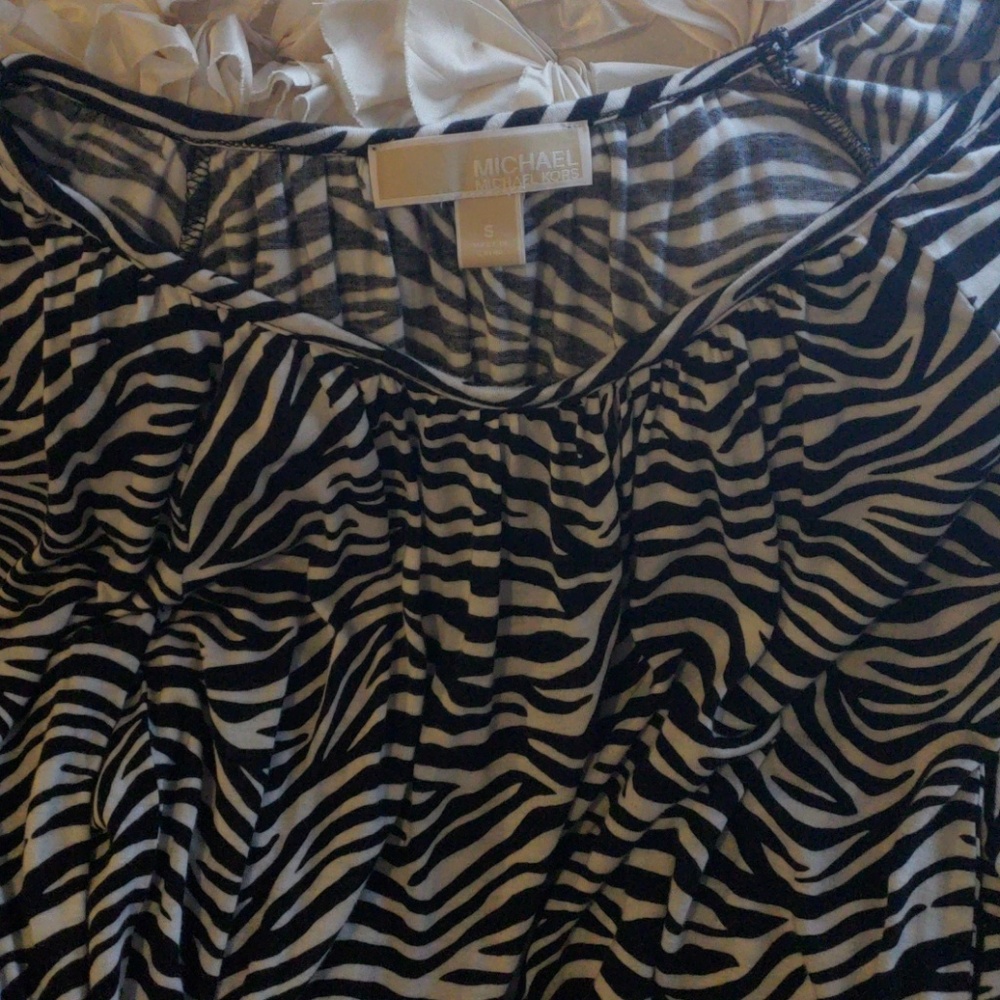 MK Top - Picture 4 of 5